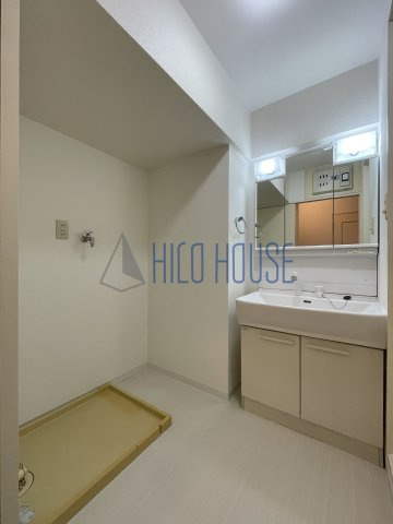 ガーデンスクエア北坂戸の洗面所