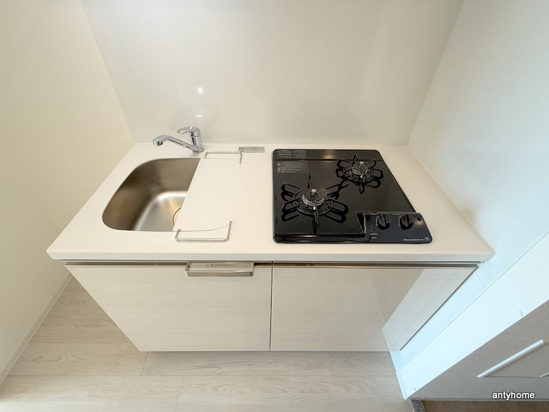 ワールドアイ難波City Gate　仲介手数料無料のキッチン