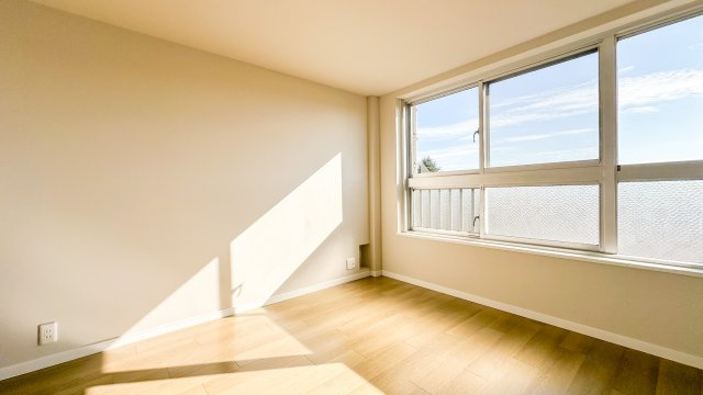 【洋室】 | 東林間コーポラスB棟 5階部分 最上階