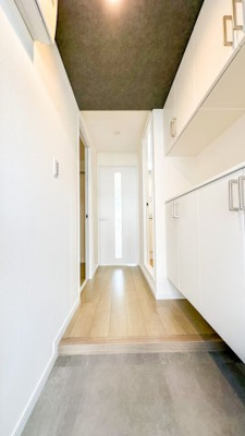 【玄関】 | 東林間コーポラスB棟 5階部分 最上階