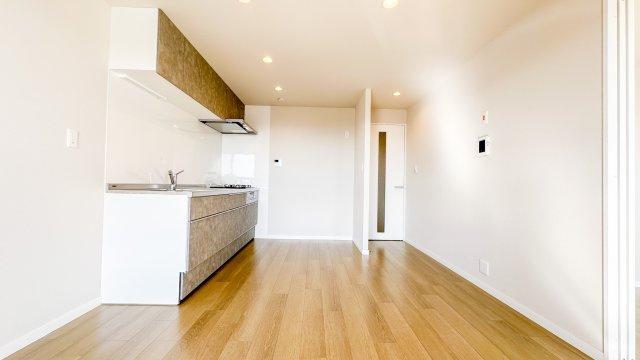 【居間・リビング】 | 東林間コーポラスB棟 5階部分 最上階