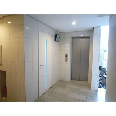 【ロビー】 | アイボリー