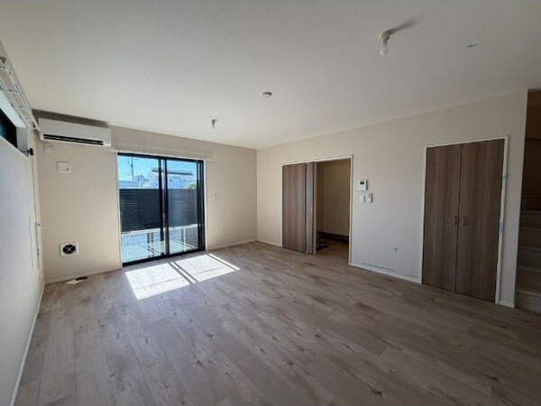 【居間・リビング】 | 豊田市瑞穂町賃貸戸建