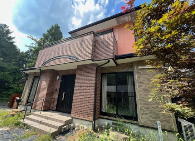 あきる野市小中野の中古一戸建の外観