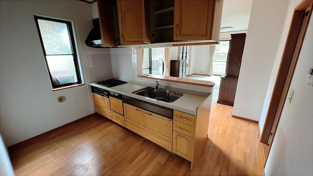 あきる野市小中野の中古一戸建のキッチン