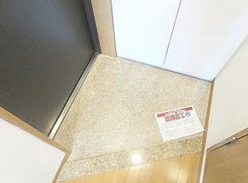 SIN-City王子の玄関