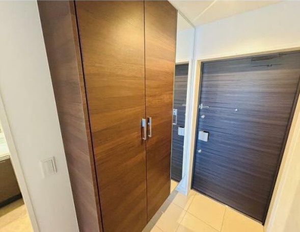 オーヴィジョン照葉アクアテラスの玄関