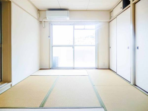 ビレッジハウス畑賀1号棟の居間・リビング|ビレッジハウスの同一物件・同一タイプの間取りの写真です