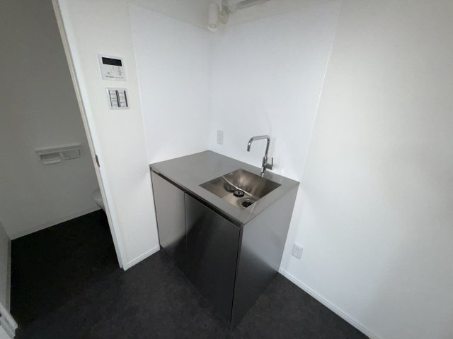 玉井町 Garage Houseのキッチン