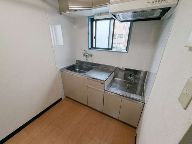 ベルシャトウ西浦和のキッチン