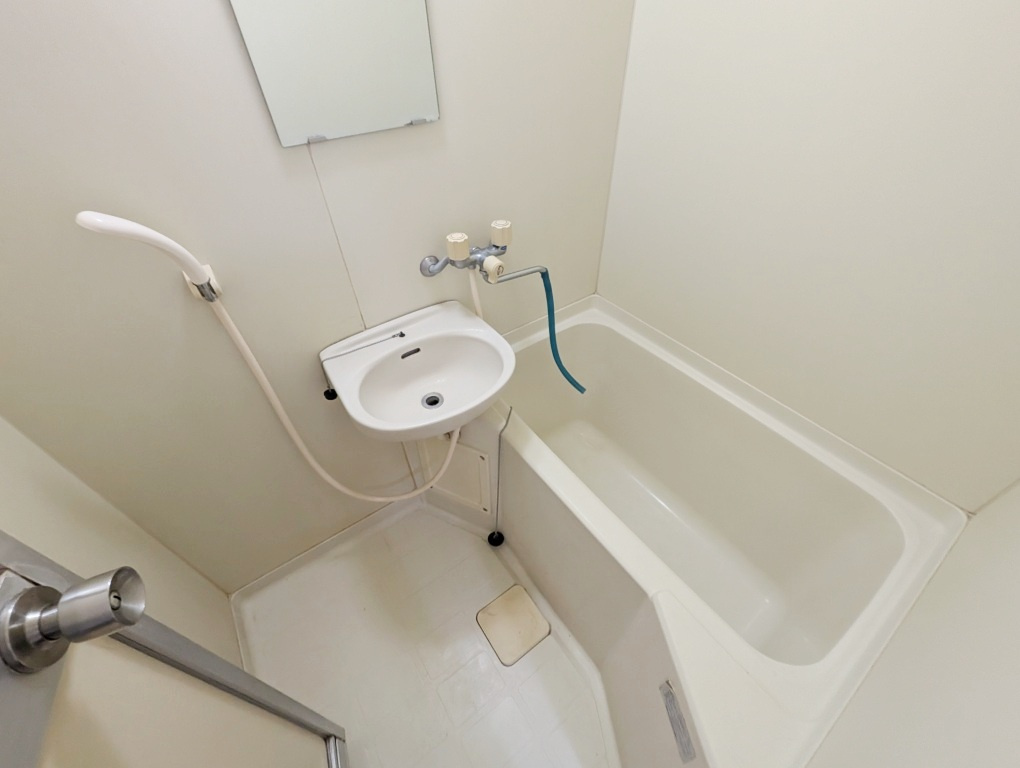 ベルシャトウ西浦和の浴室