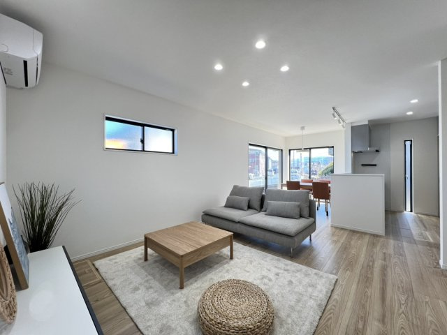 ☆★☆3月完成見学会開催☆★☆タスリエＰＬＵＳ田中町（東）の洋室