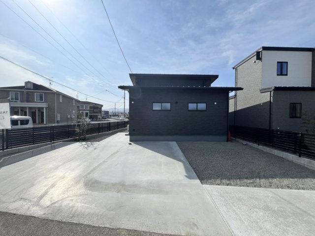 ☆★☆完成見学会開催☆★☆タスリエＰＬＵＳ田中町（東）の駐車場