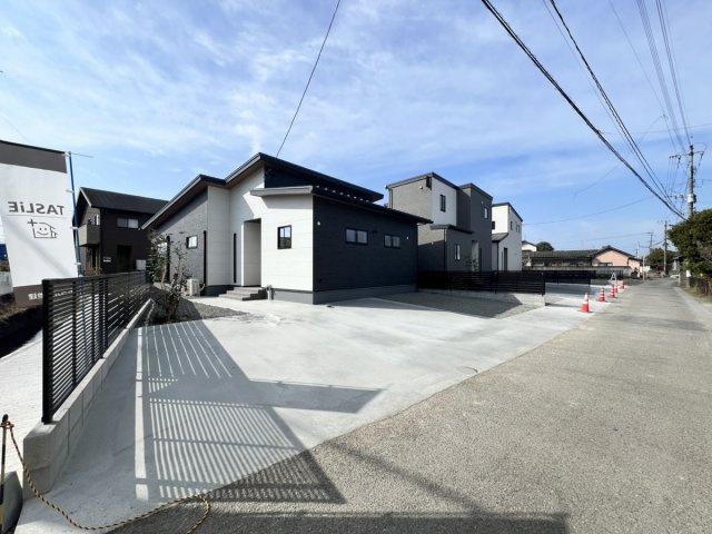 ☆★☆完成見学会開催☆★☆タスリエＰＬＵＳ田中町（東）の駐車場