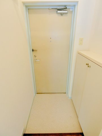 大田区中央分譲マンションの玄関|玄関