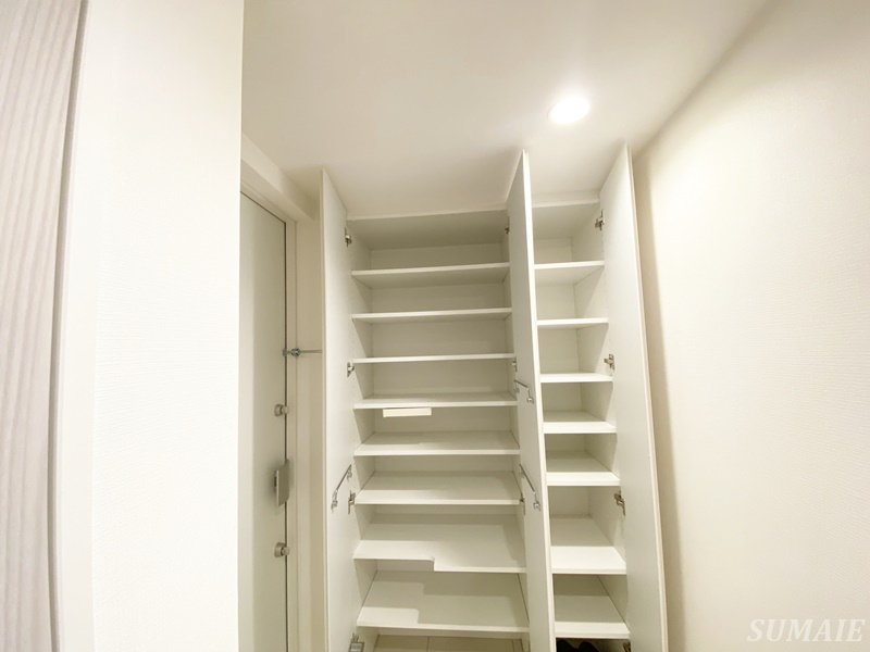 アジールコート王子の収納|シューズBOXです☆