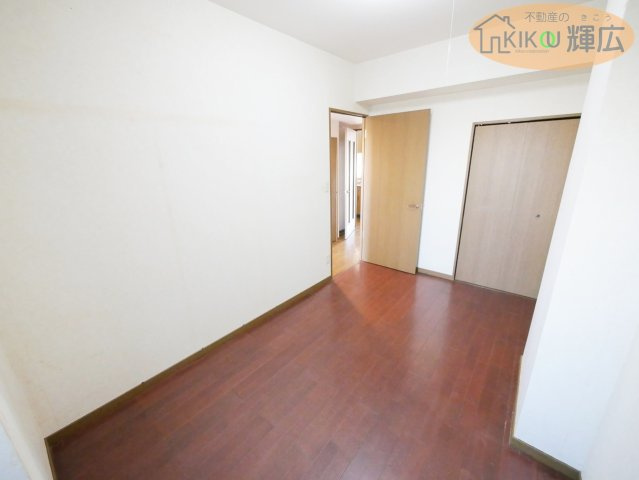 【洋室】 | プレステージ明石大久保Ⅴ　2階