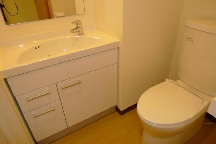 杉並区高円寺南３丁目の賃貸マンションのトイレ