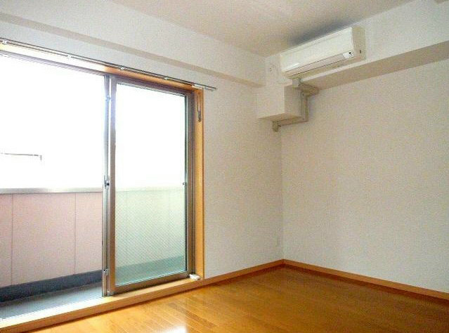 杉並区高円寺南３丁目の賃貸マンションの居間・リビング