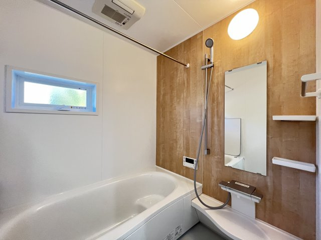 大和高田市大字西坊城全３区画　１号地の浴室|のびのび入浴できるバスルーム