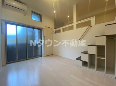 【洋室】 | ロイヤルクレスト天塚町 | スタンダードな洋室です