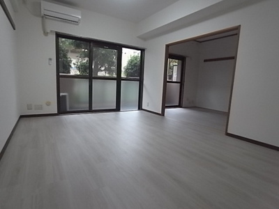 【居間・リビング】 | セラビーヌーベル | ゆったりとしたリビングです