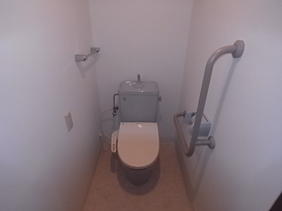 【トイレ】 | セラビーヌーベル | ゆったりとした空間のトイレです