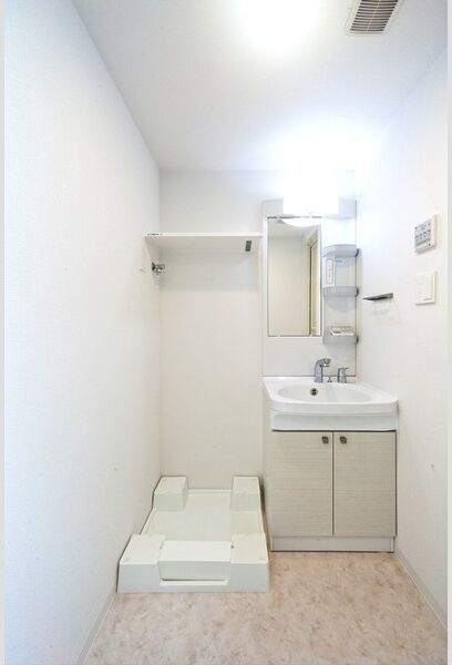 エスリード大須アヴェニューの洗面所