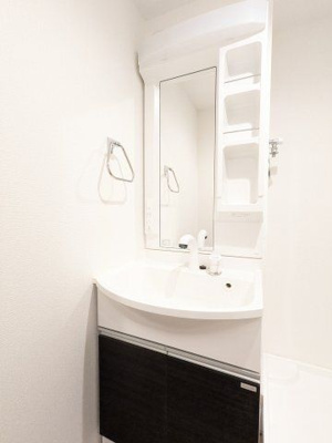 【独立洗面台】 | エルファーロ笹塚Ⅱ