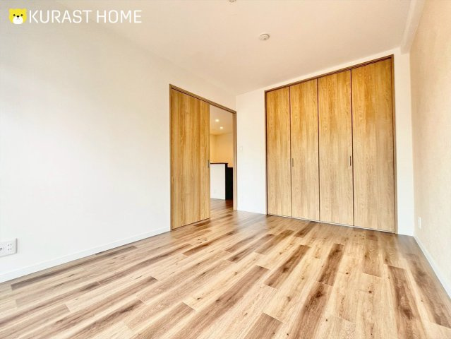 ルミエール桂川　1階の洋室