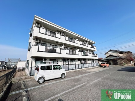 サンフィールド赤鍋の外観