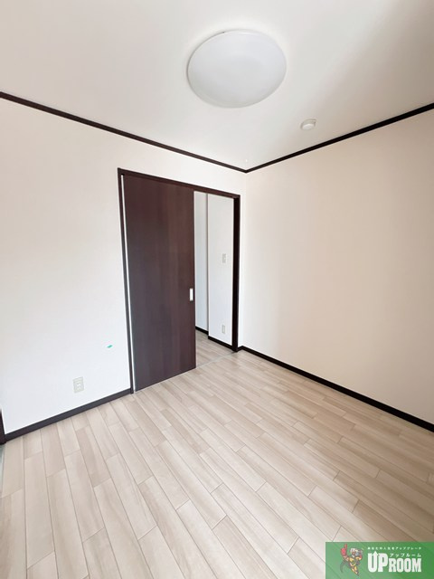 サンフィールド赤鍋の駐車場