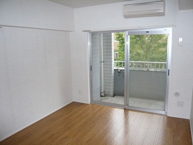 新品家具付きマンション大手門24(KaGood福岡)の洋室