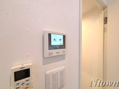 【セキュリティ】 | AbiskoⅡ | モニター付きインターホンです