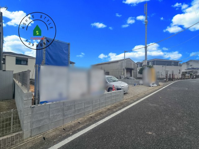 福岡市東区高美台2丁目第1-1棟（1号棟）の前面道路含む現地写真|見学の時間などお気軽にお問い合わせ下さい。