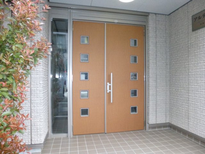 【エントランス】 | アルテールA棟