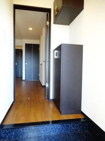 アクアブローの玄関