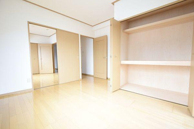 【洋室】 | プレジール道後