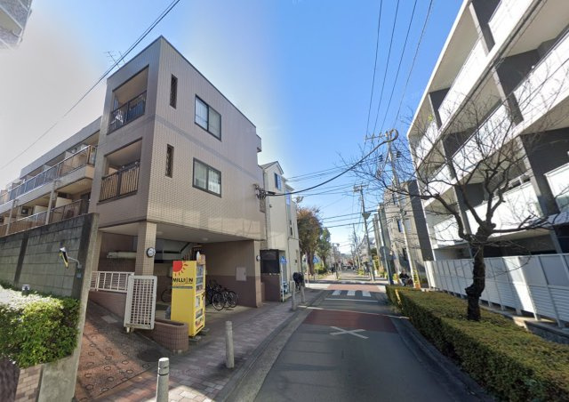 クレストメゾンン綱島東の外観