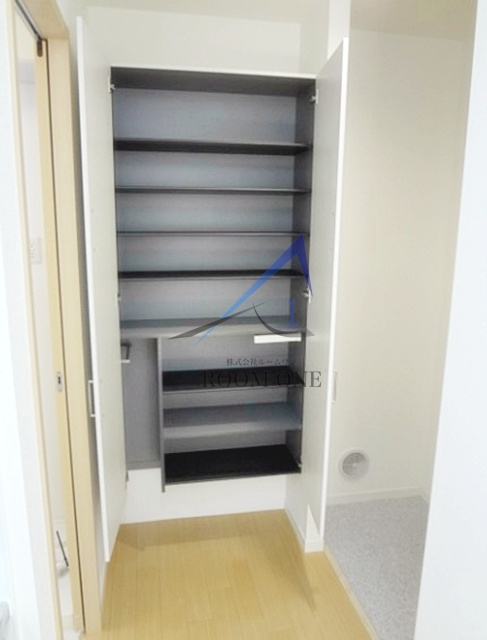 高見シャーメゾン