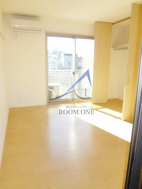 高見シャーメゾンの居間・リビング|洋室のお部屋です。