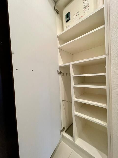 パティーナ菊川のその他|シューズボックス