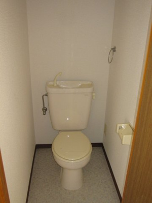 【トイレ】 | ビューハイム南輝