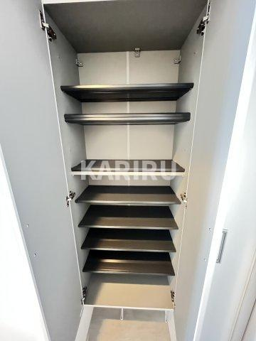 フウキレジデンス関目の玄関