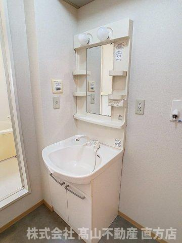 スクーデリア2006　B棟の洗面所