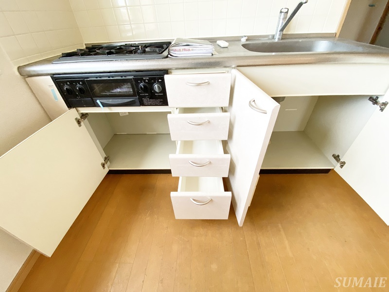 サンライズ中十条のキッチン|キッチン下収納です☆