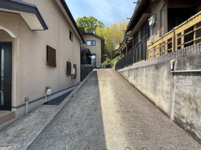 【前面道路含む現地写真】 | 山科区北花山大峰町　中古戸建