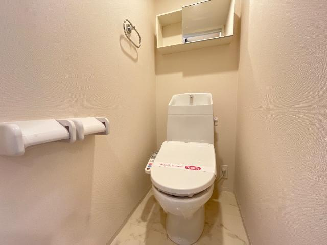 シャワー付トイレ