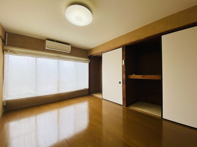 Ｊシーダの内装