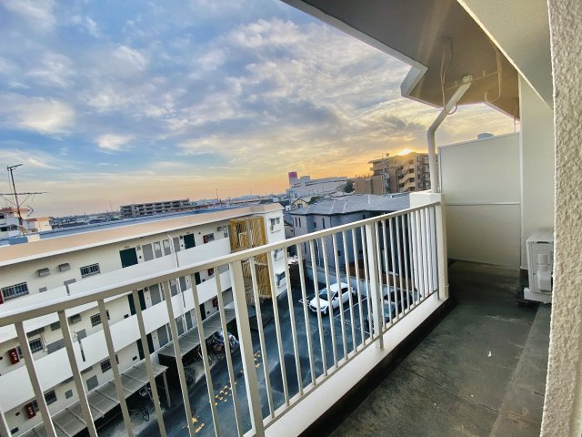 第二マンションろくべいのバルコニー